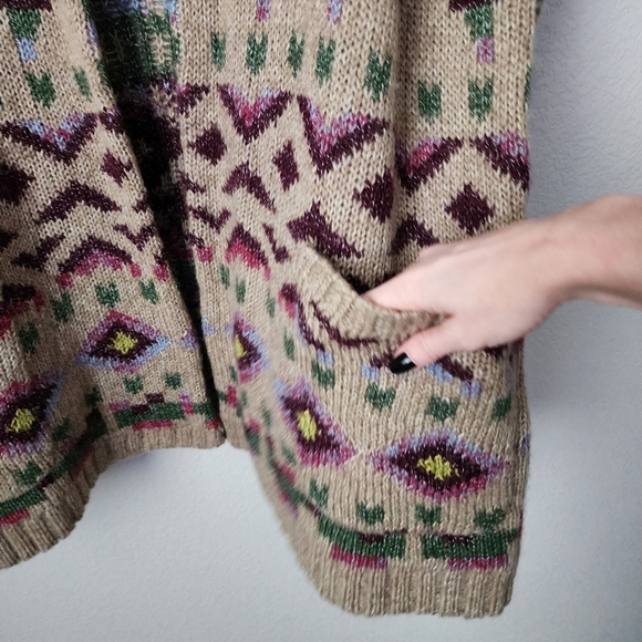 J.JILL Aztec Lenox Hooded 2 pocket knit Cardigan Topper Sweater Jacket M - Picture 7 of 9